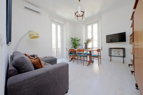 Eroi Spacious Apartment